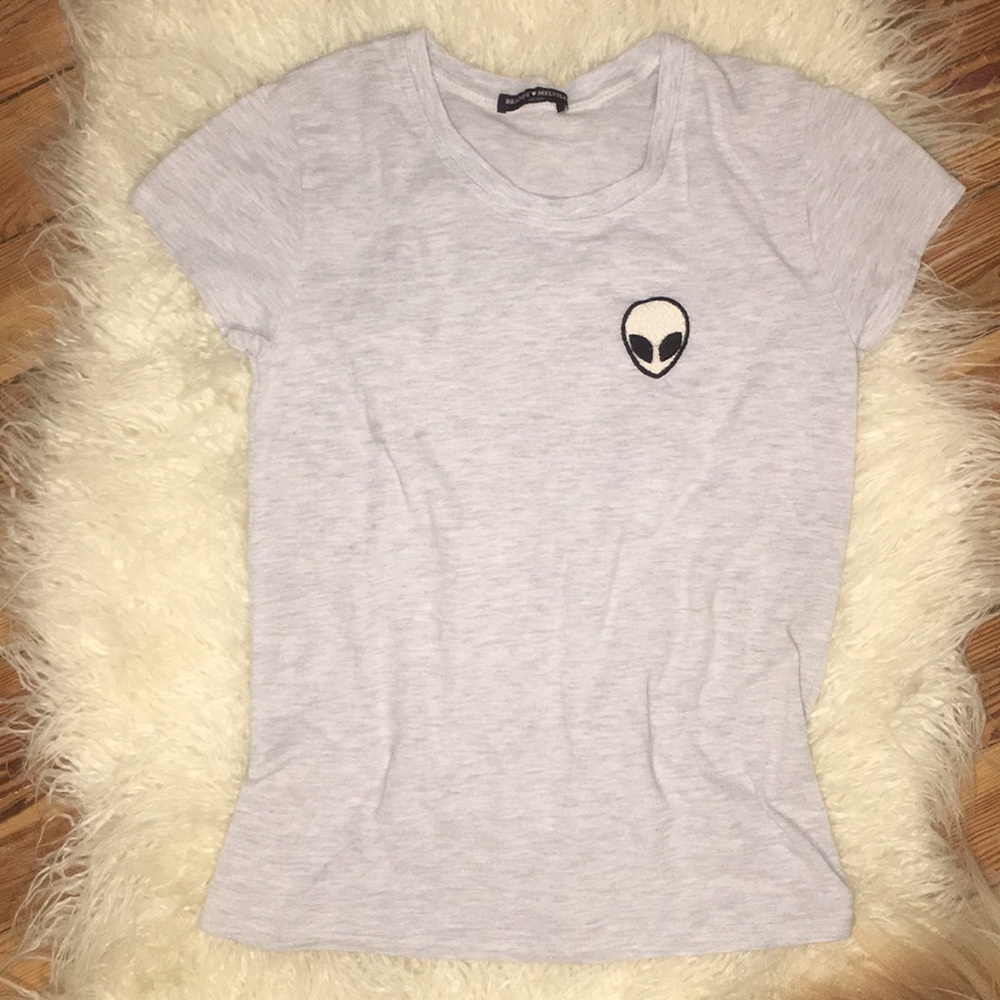 Brandy Melville alien-t - Picture 4 of 4